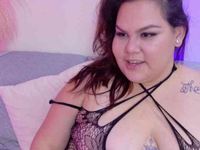 LILYBLAIR webcam