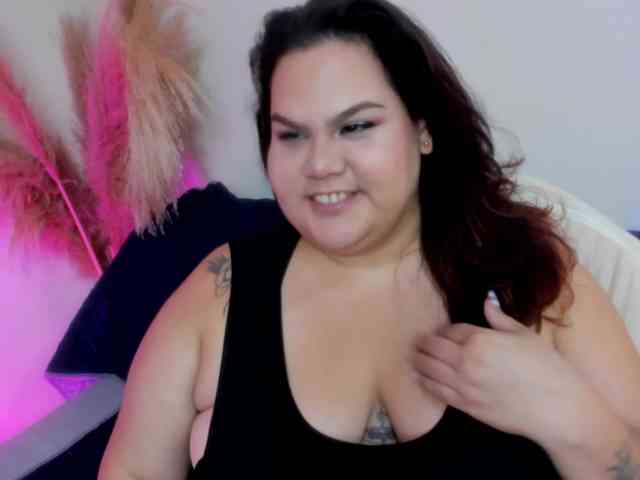 LILYBLAIR webcam