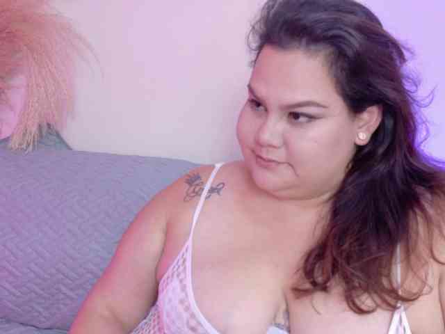 LILYBLAIR webcam