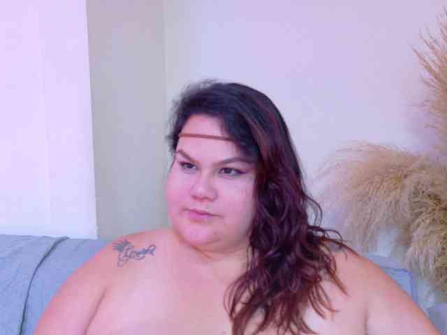 LILYBLAIR webcam