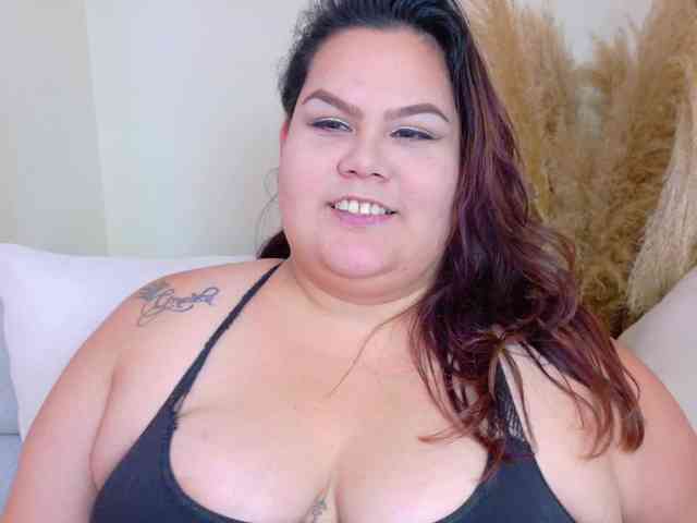 LILYBLAIR webcam