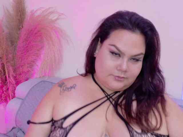 LILYBLAIR webcam