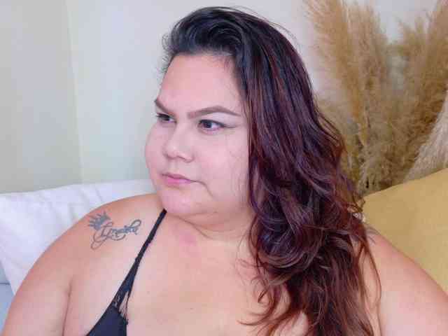 LILYBLAIR webcam