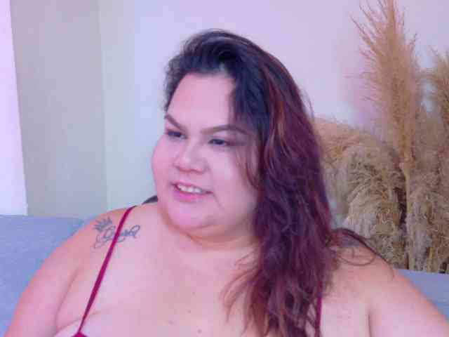 LILYBLAIR webcam