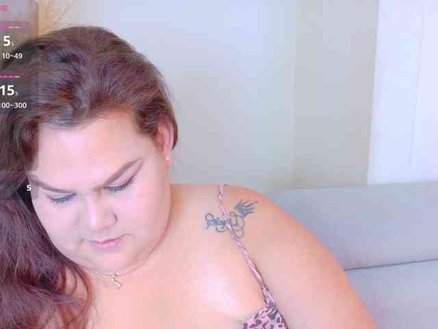 LILYBLAIR webcam