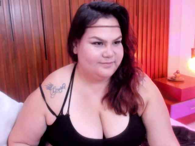 LILYBLAIR webcam