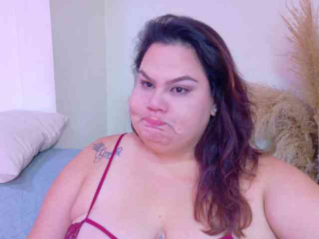 LILYBLAIR webcam