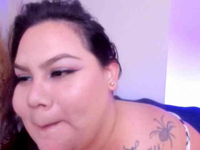 LILYBLAIR webcam