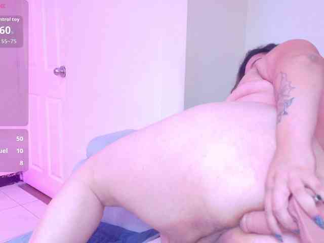 LILYBLAIR webcam
