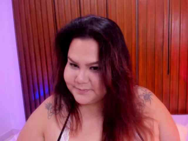 LILYBLAIR webcam