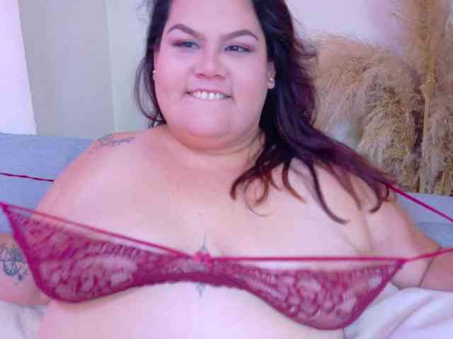 LILYBLAIR webcam