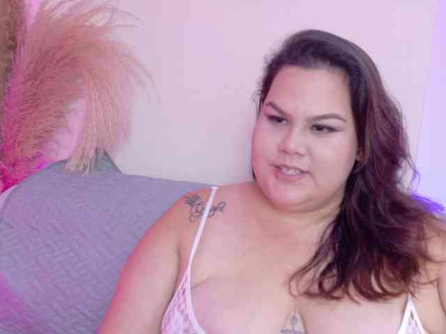 LILYBLAIR webcam