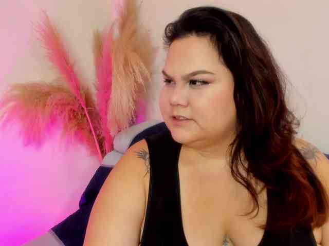 LILYBLAIR webcam