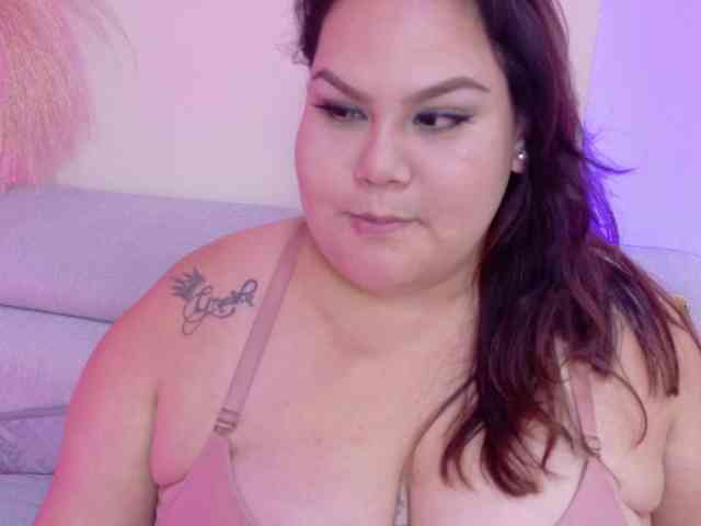 LILYBLAIR webcam
