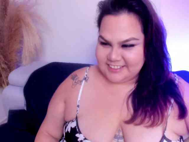 LILYBLAIR webcam