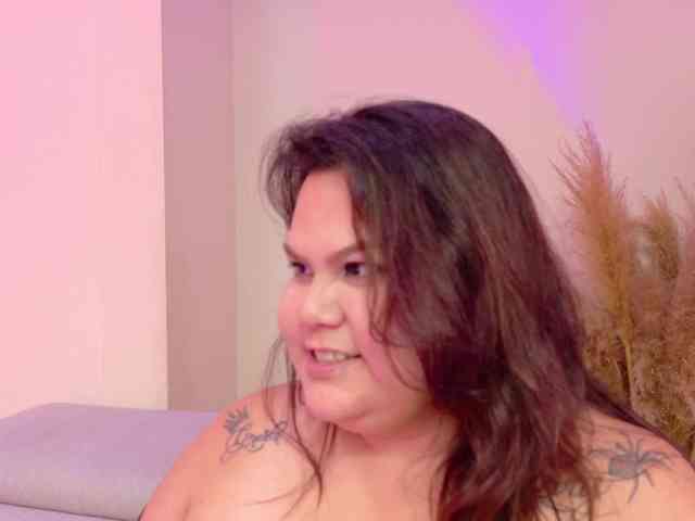LILYBLAIR webcam