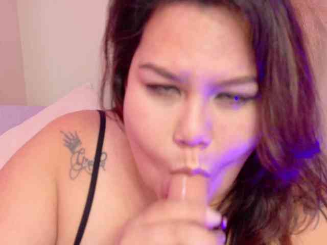 LILYBLAIR webcam