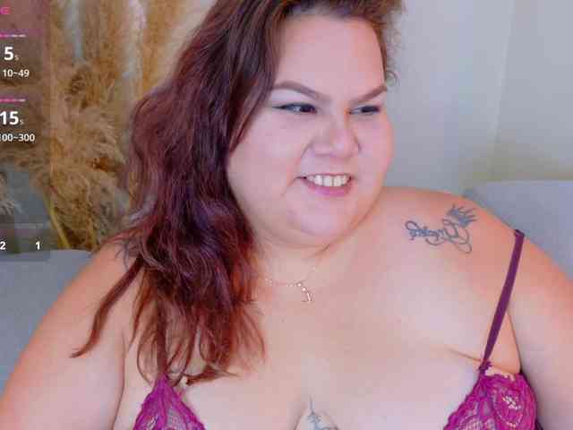 LILYBLAIR webcam