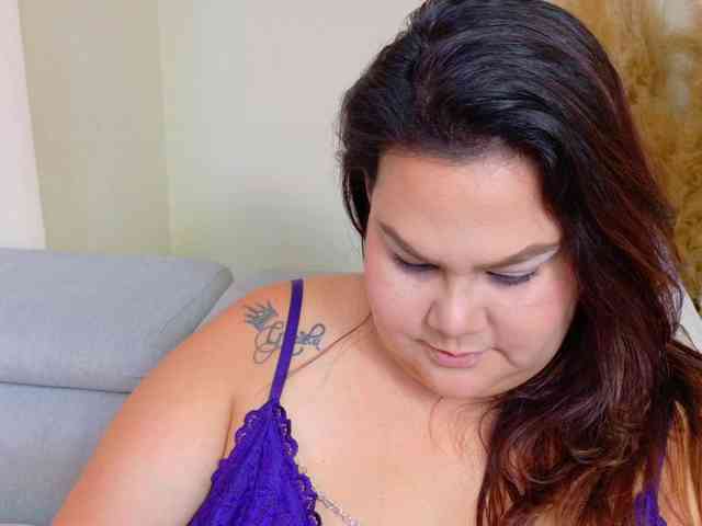 LILYBLAIR webcam