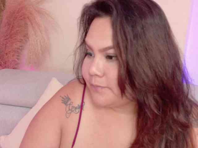 LILYBLAIR webcam