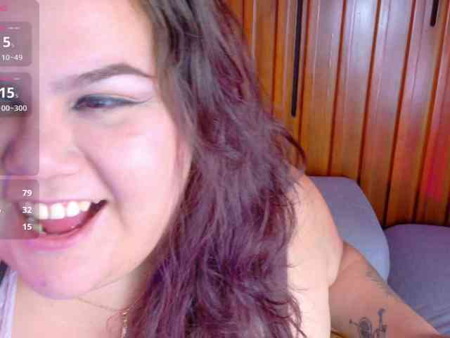 LILYBLAIR webcam
