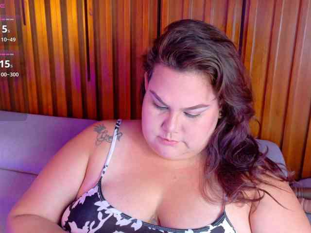 LILYBLAIR webcam