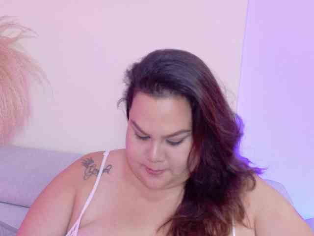 LILYBLAIR webcam