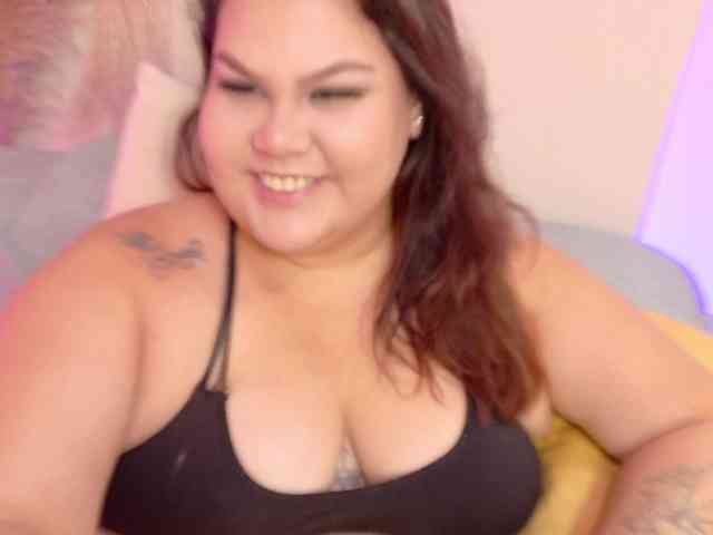 LILYBLAIR webcam
