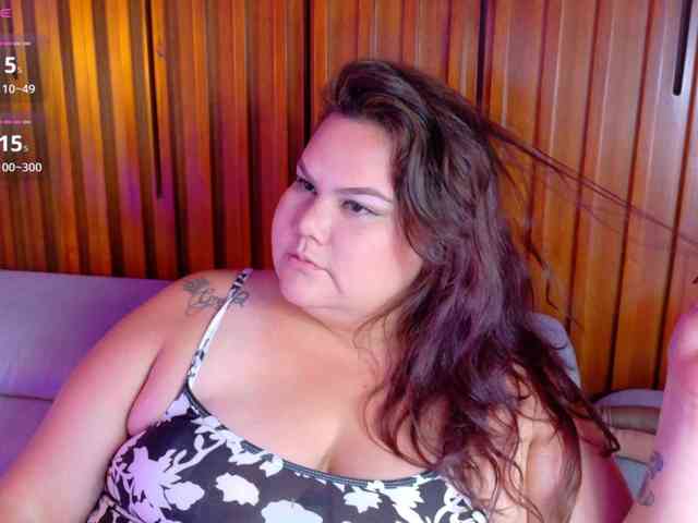 LILYBLAIR webcam