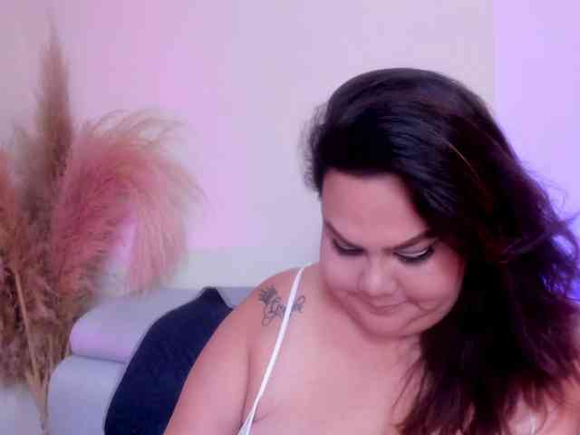 LILYBLAIR webcam