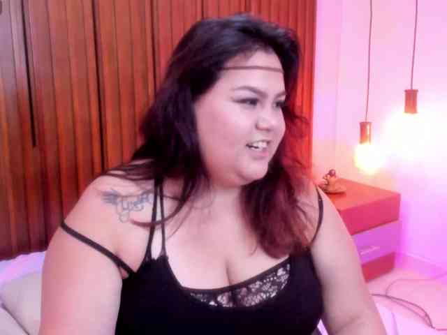 LILYBLAIR webcam