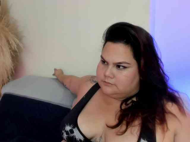 LILYBLAIR webcam