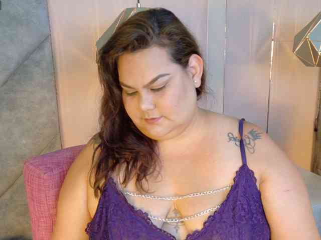LILYBLAIR webcam