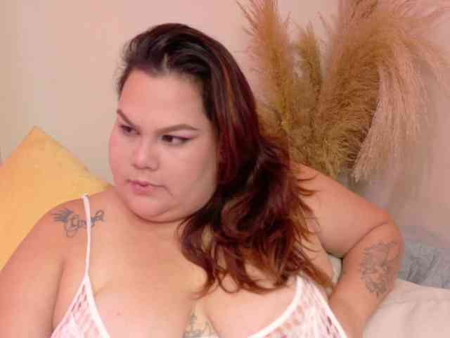 LILYBLAIR webcam