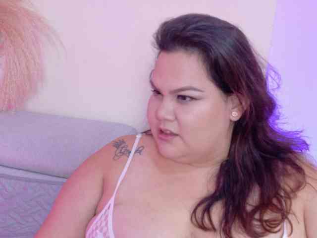 LILYBLAIR webcam