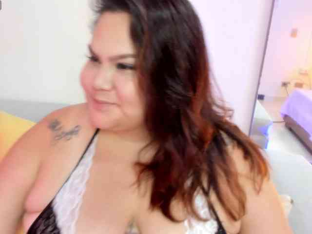 LILYBLAIR webcam