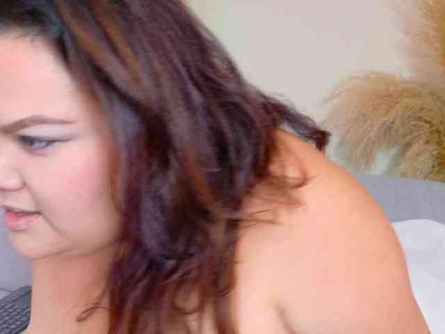LILYBLAIR webcam