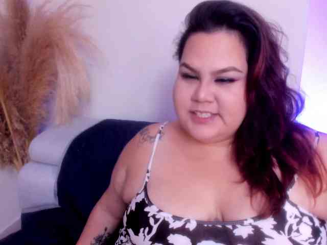 LILYBLAIR webcam