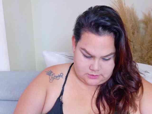 LILYBLAIR webcam