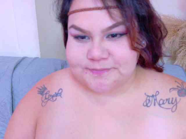 LILYBLAIR webcam