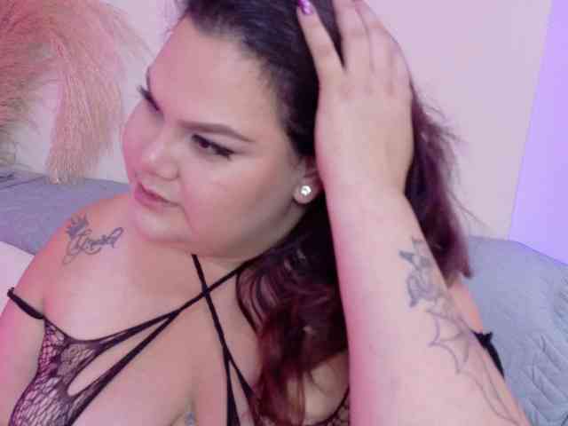 LILYBLAIR webcam