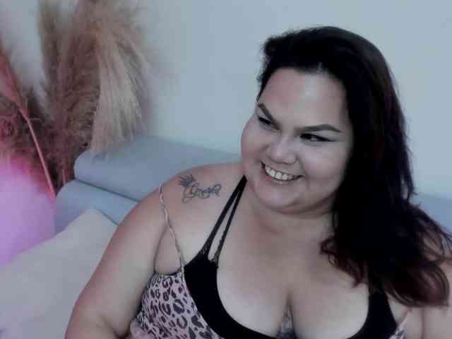 LILYBLAIR webcam