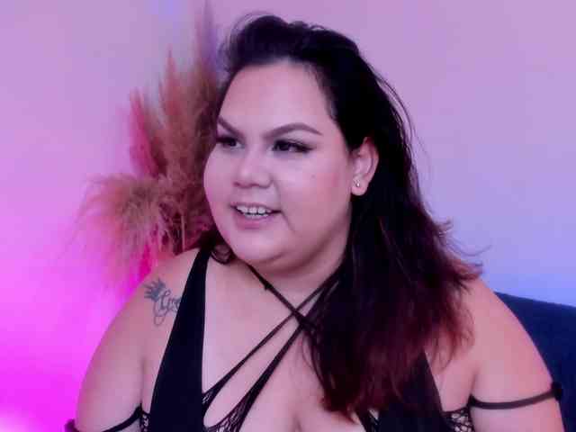 LILYBLAIR webcam