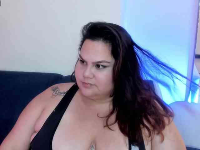 LILYBLAIR webcam