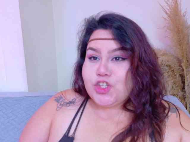 LILYBLAIR webcam