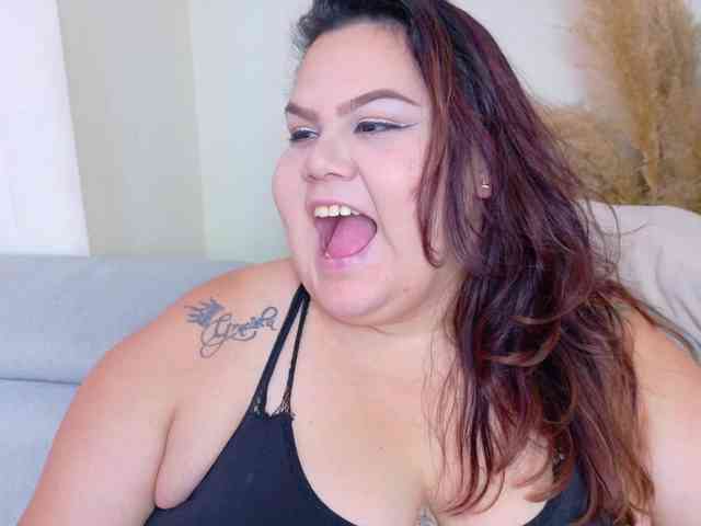 LILYBLAIR webcam