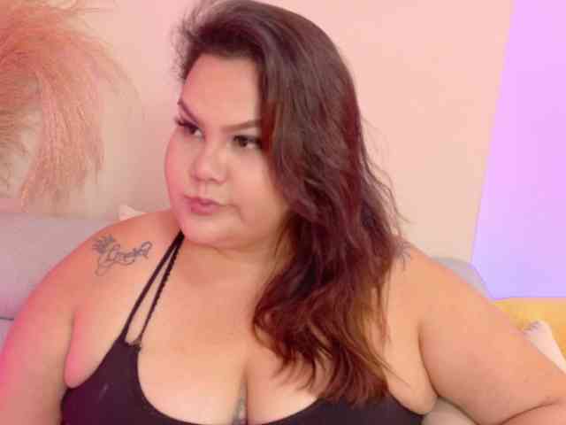 LILYBLAIR webcam