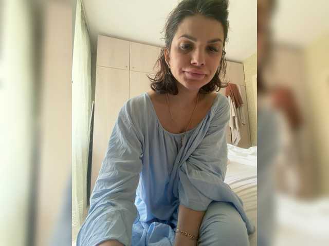 JasminGr live cam on BongaCams