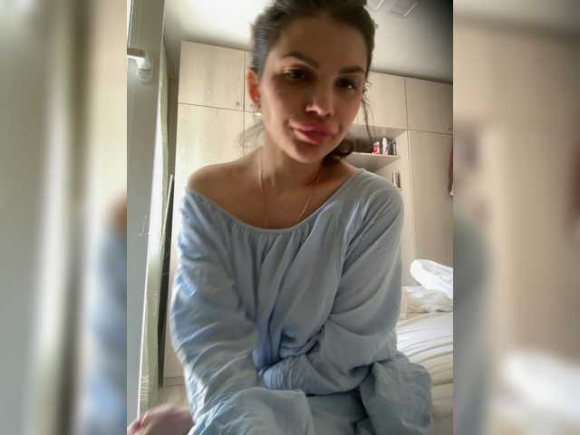 JasminGr live cam on BongaCams