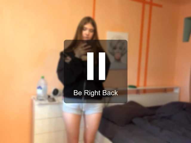 LydiaChey live webcam show